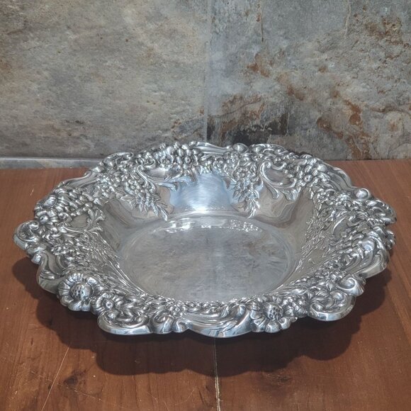 Vintage Silver Plated Metal Floral Serving Platter Tray - Picture 6 of 11
